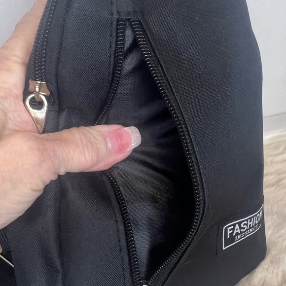 FASHION INSTINCT BLACK MESSENGER SLING BAG 2 - Picture 7 of 11